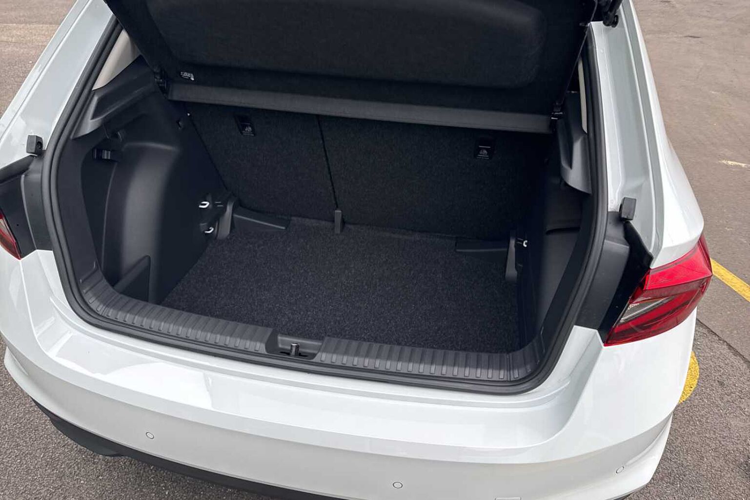 SKODA Fabia Hatchback 1.0 TSI 116 Colour Edition 5dr
