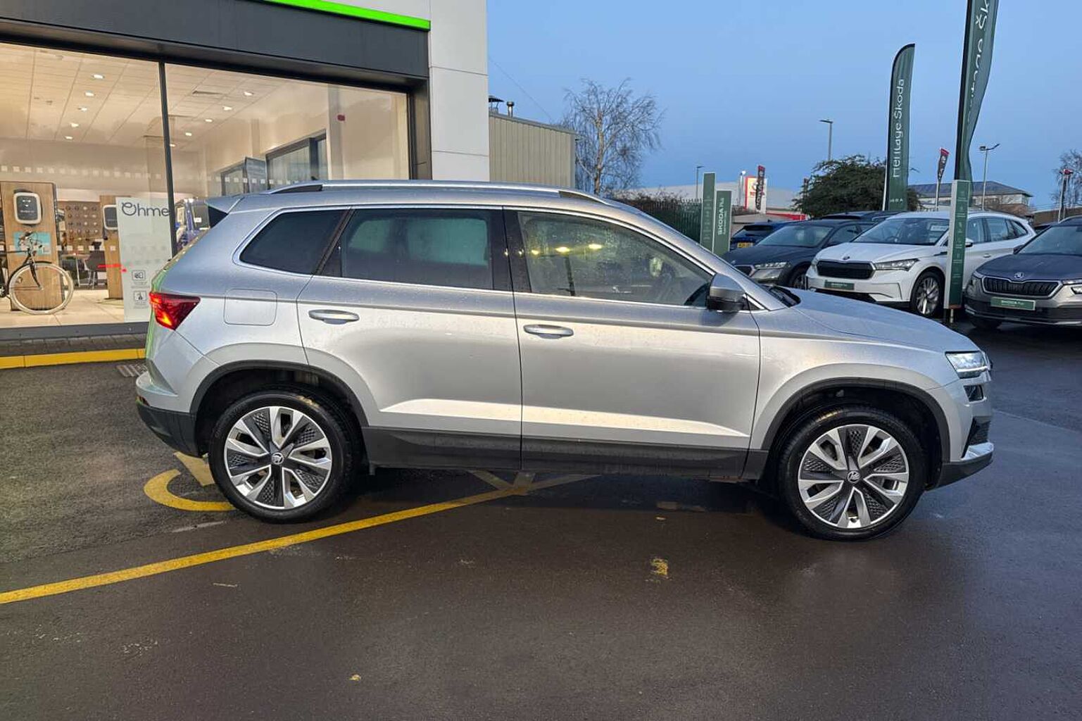 SKODA Karoq SUV 2.0TDI (116ps) SE L SCR DSG