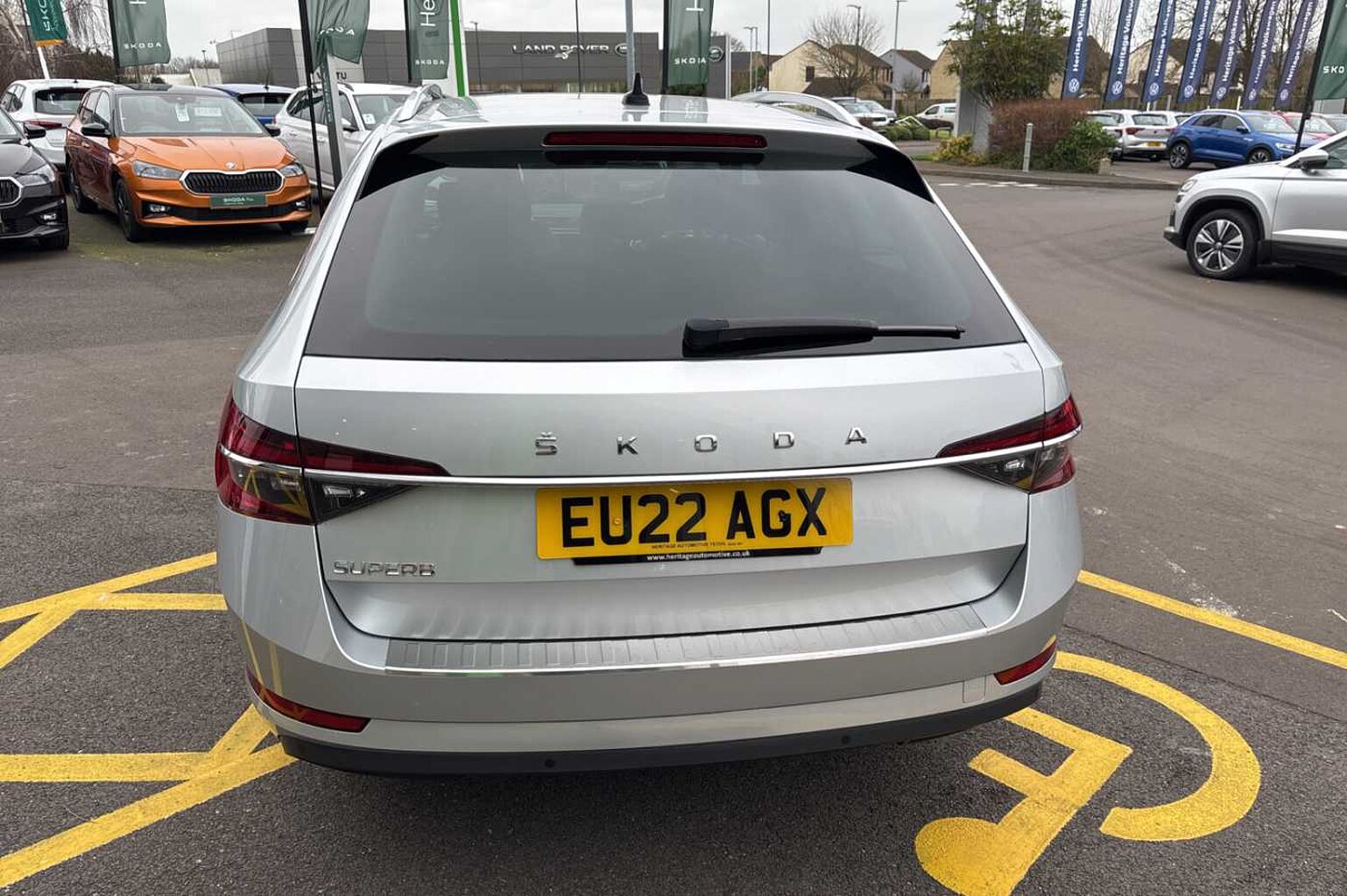 SKODA Superb 1.5 TSI (150ps) SE L ACT DSG 5-Dr Estate