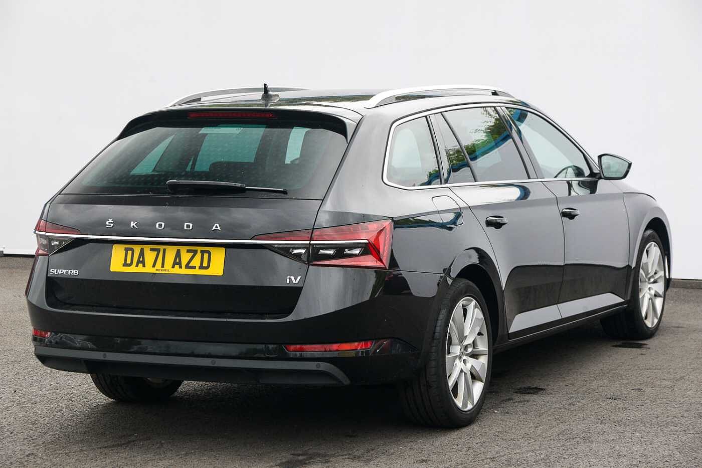 Find A Used Black Škoda Superb Estate 14 Tsi Iv Se L Dsg 5dr In Milton