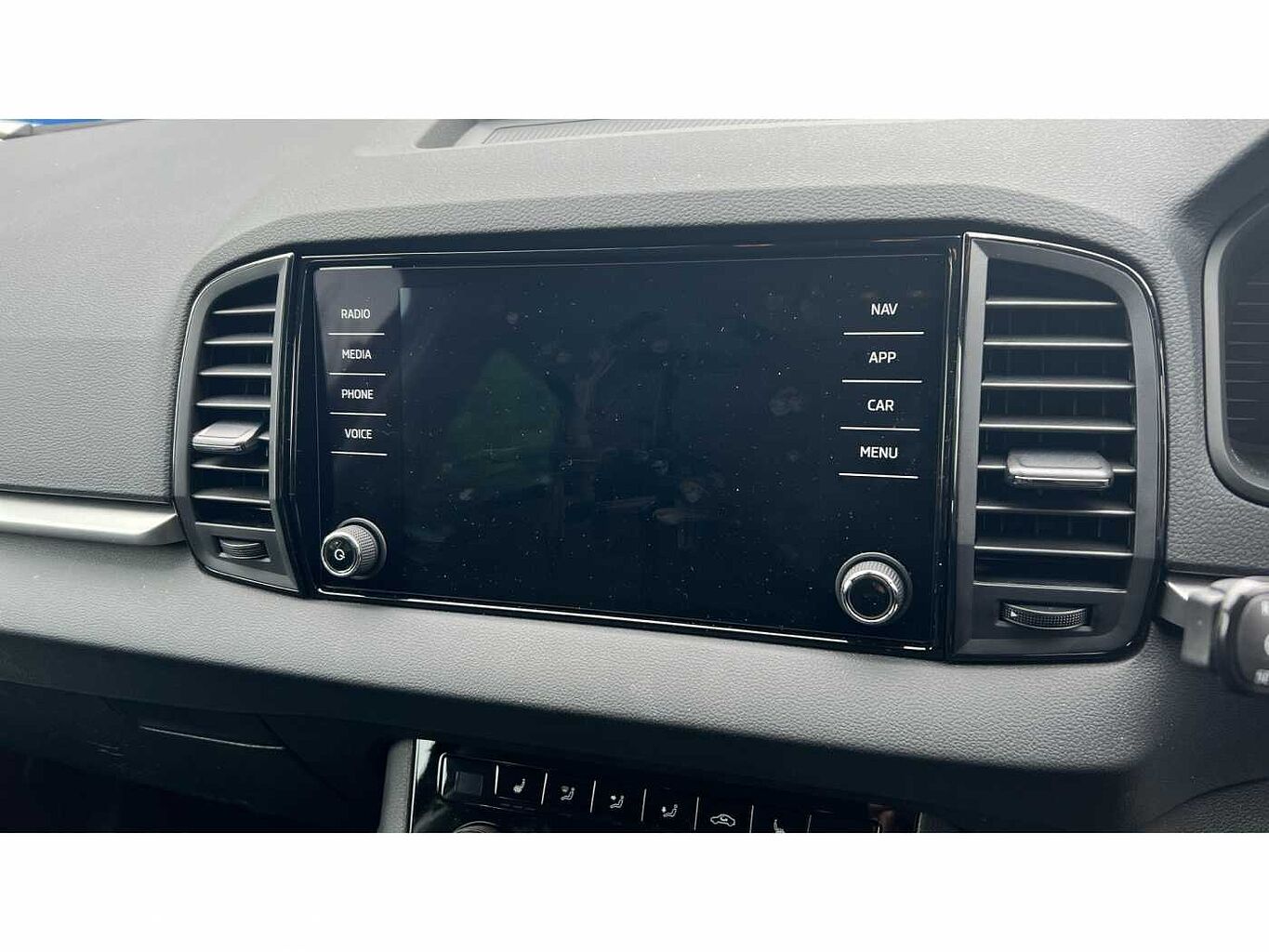 SKODA KAROQ SE Edition 1.0 TSI 116 PS 6G Man