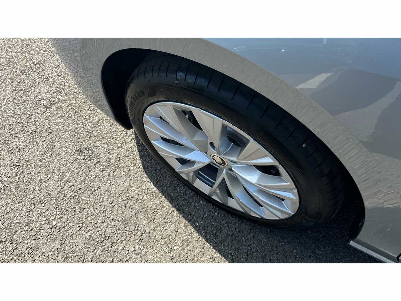 SKODA SUPERB Hatch SE L 2.0 TDI 193 PS 4x4 DSG