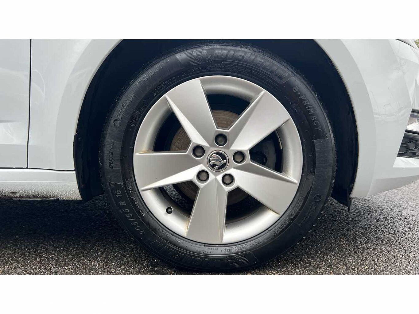 SKODA Octavia Estate (2017) 1.6 TDI 115 PS SE Technology