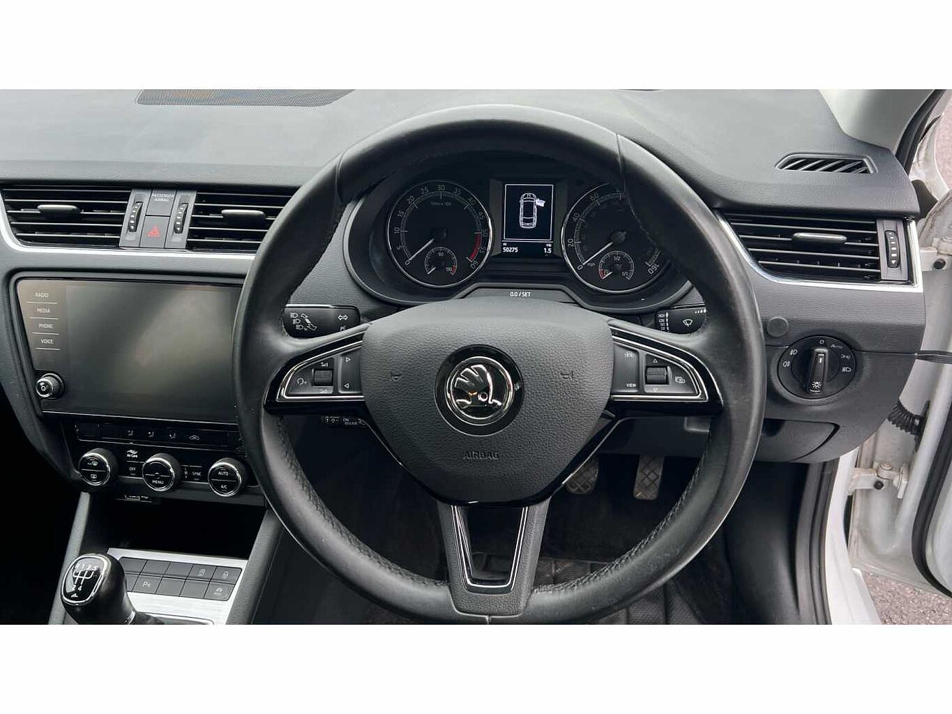 SKODA Octavia Estate (2017) 1.6 TDI 115 PS SE Technology