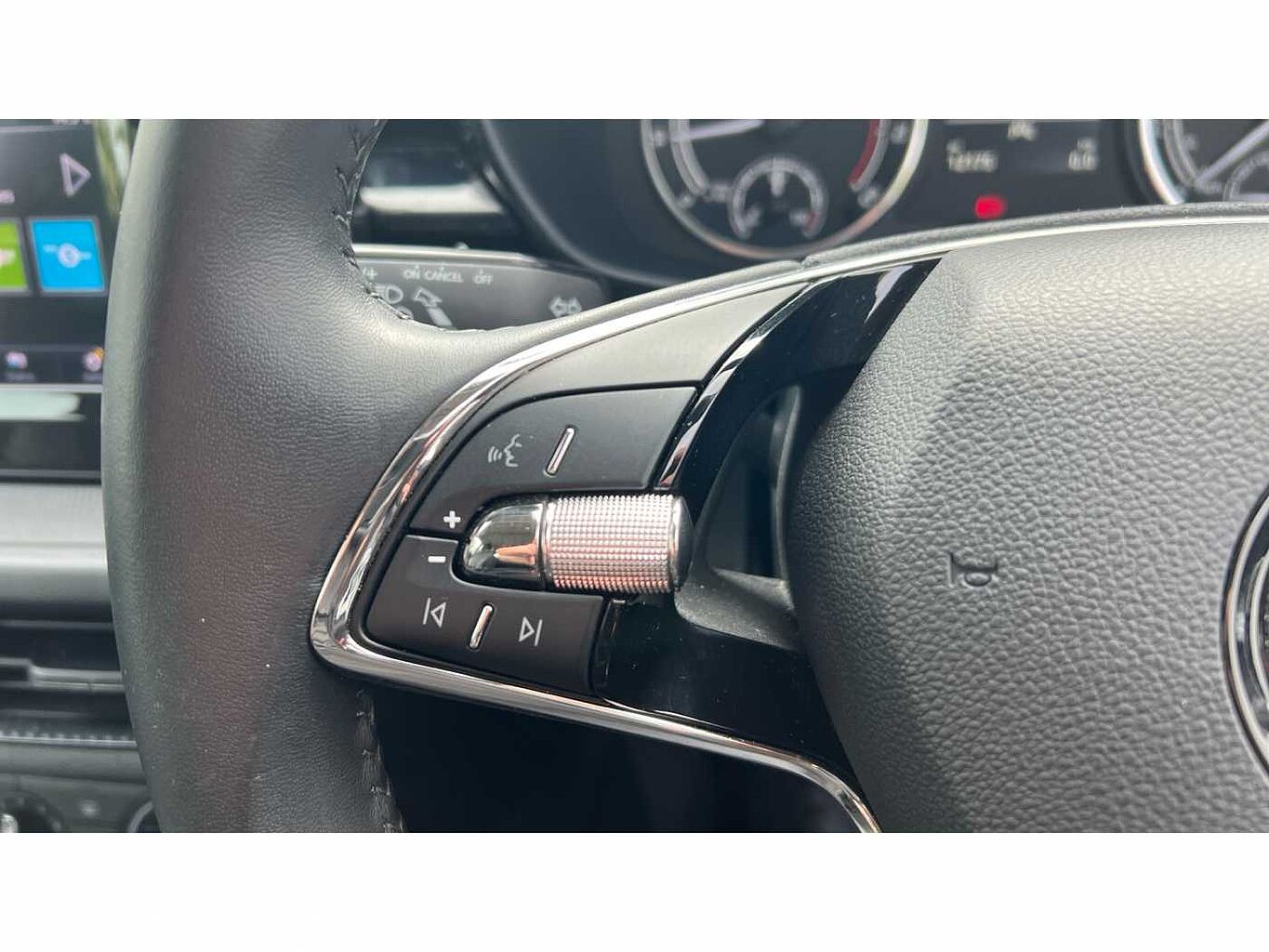 SKODA Fabia 1.0 MPI (80ps) SE Comfort 5-Dr Hatchback