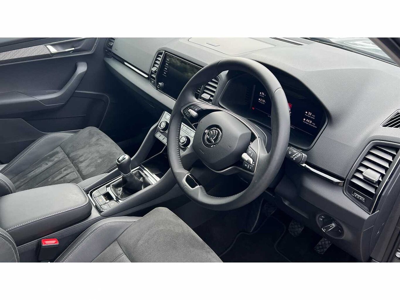 SKODA KAROQ 1.5 TSI SE L 5dr