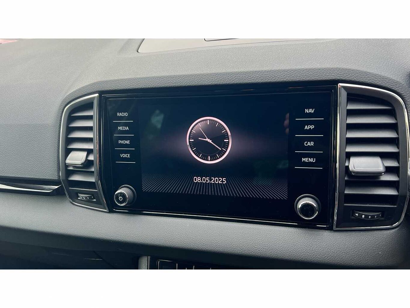 SKODA KAROQ 1.5 TSI SE L 5dr
