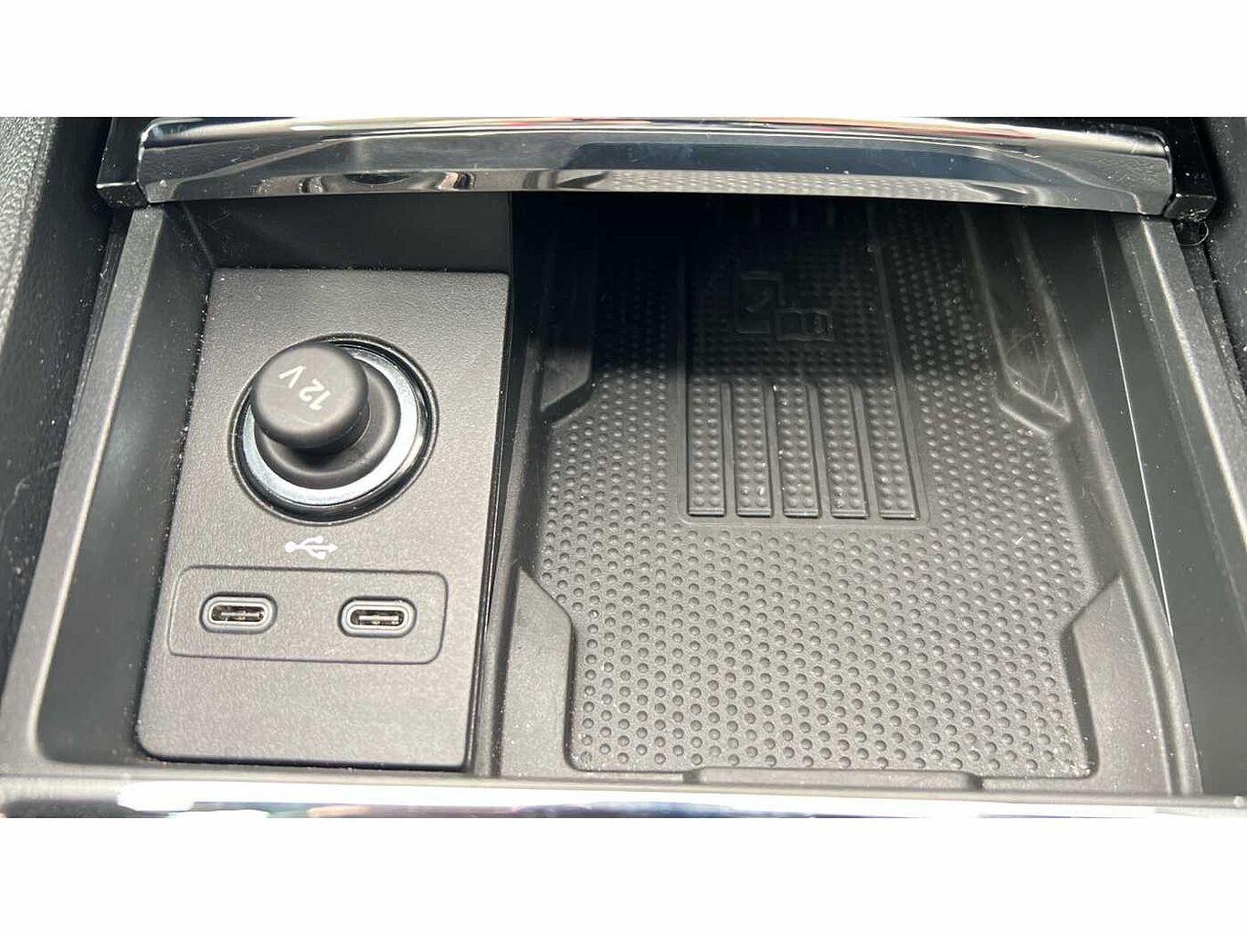 SKODA KAROQ 1.5 TSI SE L 5dr