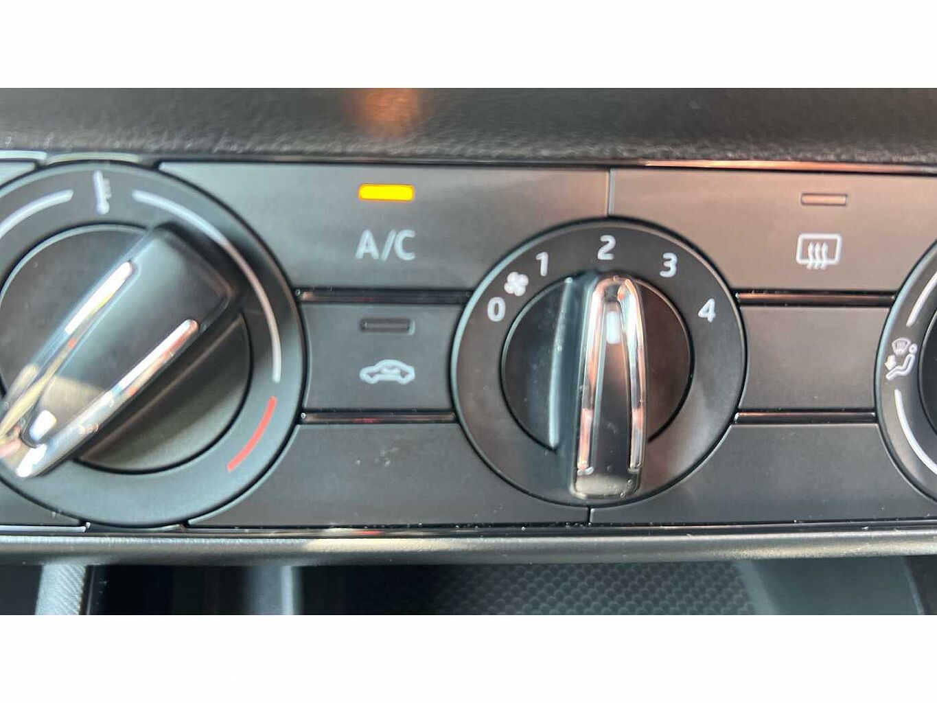 SKODA KAMIQ 1.0 TSI 110 SE 5dr