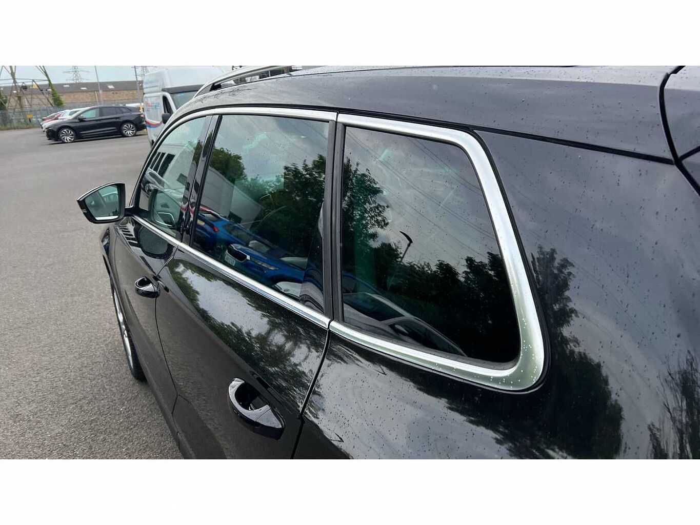 SKODA KAROQ 1.0 TSI SE L 5dr
