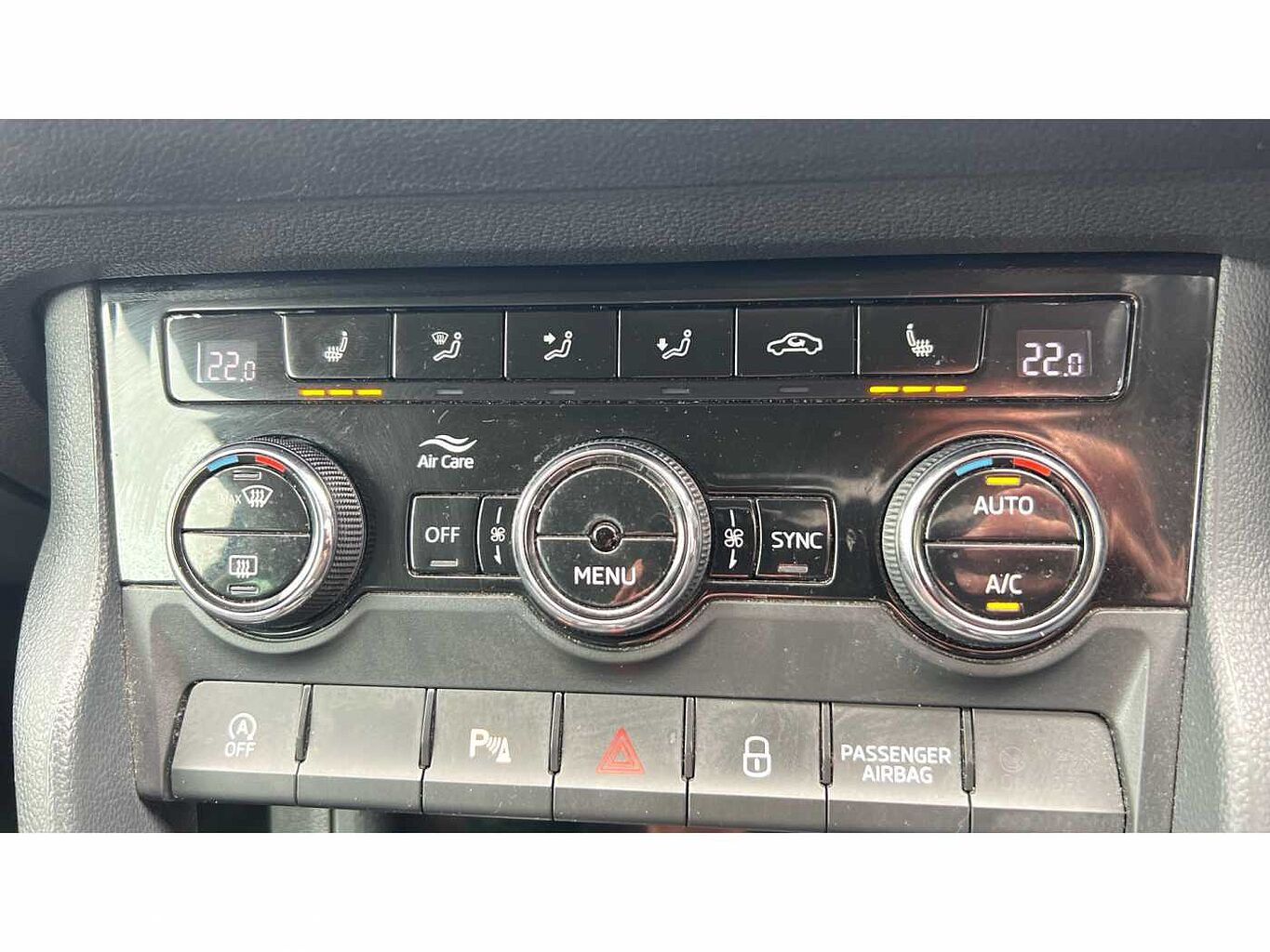 SKODA KAROQ 1.0 TSI SE L 5dr