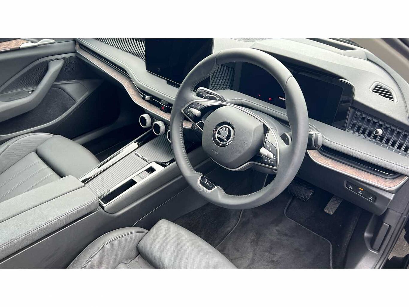 SKODA SUPERB 2.0 TDI 193 Laurin + Klement 4X4 5dr DSG