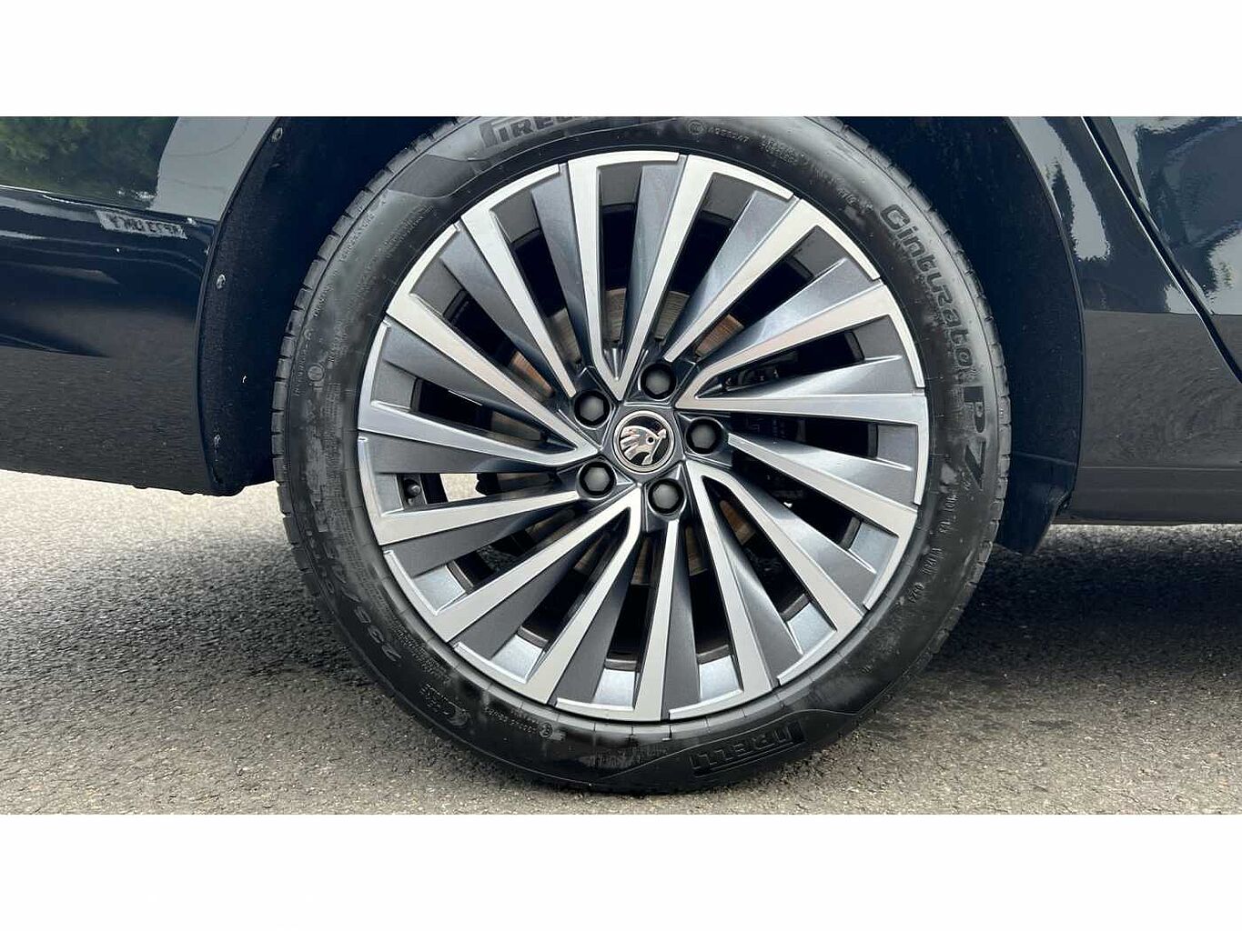 SKODA SUPERB 2.0 TDI 193 Laurin + Klement 4X4 5dr DSG