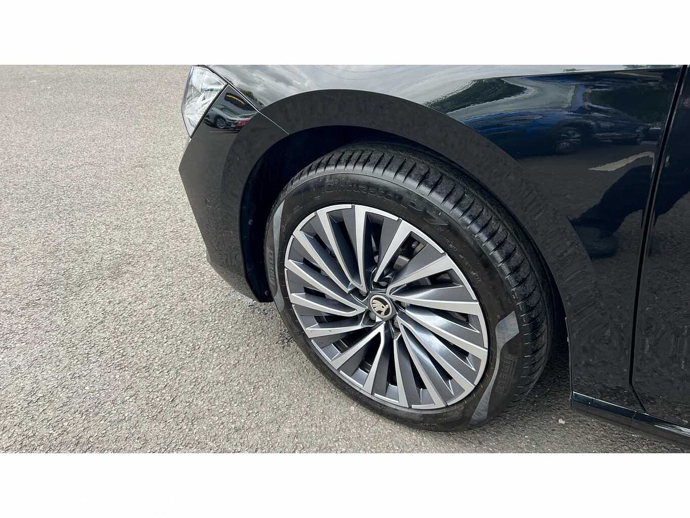 SKODA SUPERB 2.0 TDI 193 Laurin + Klement 4X4 5dr DSG