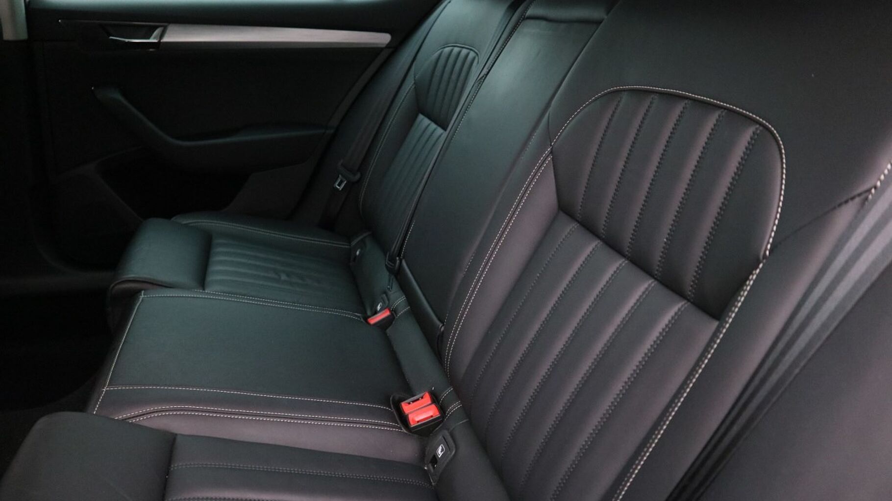 SKODA Superb 1.4 TSI (218ps) SE Technology iV DSG Hatch