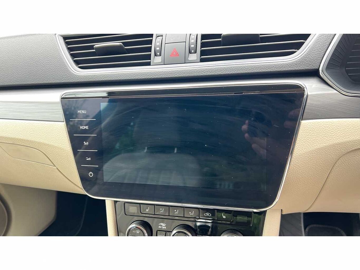 SKODA Superb 1.5 TSI (150ps) SE L ACT DSG 5Dr Hatchback