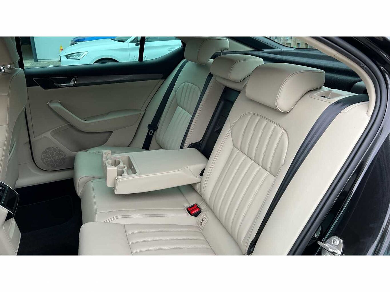 SKODA Superb 1.5 TSI (150ps) SE L ACT DSG 5Dr Hatchback