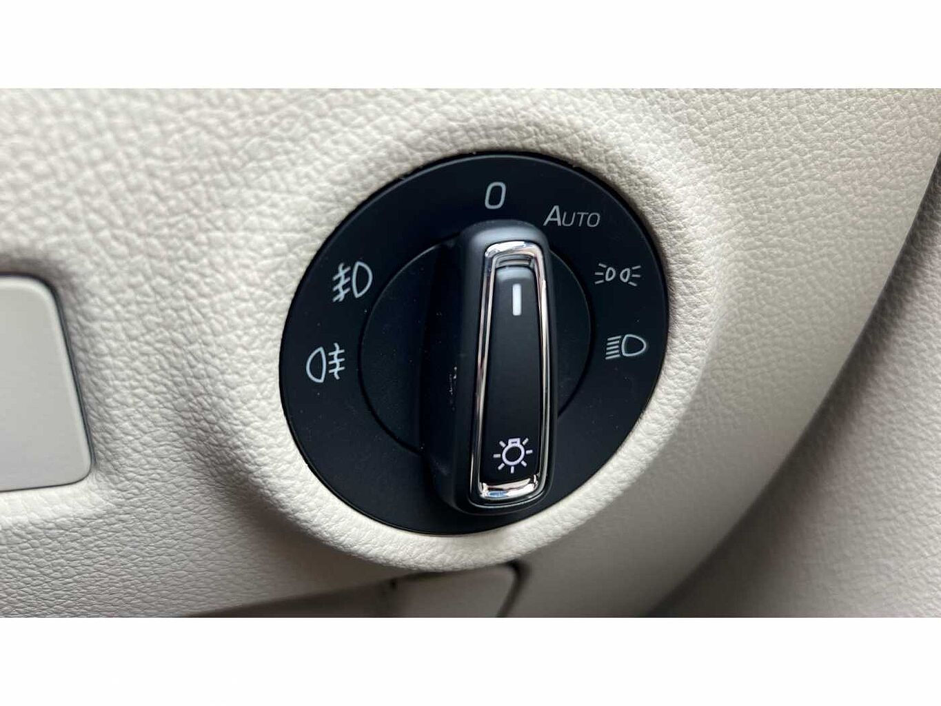 SKODA Superb 1.5 TSI (150ps) SE L ACT DSG 5Dr Hatchback