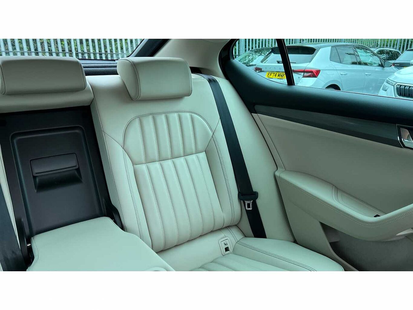 SKODA Superb 1.5 TSI (150ps) SE L ACT DSG 5Dr Hatchback
