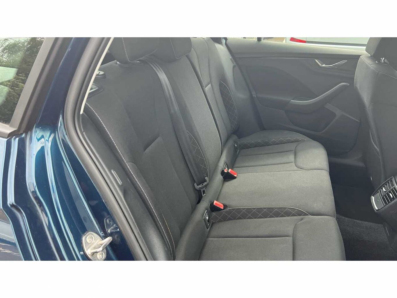 SKODA Kamiq 1.0 TSI (95ps) SE SUV