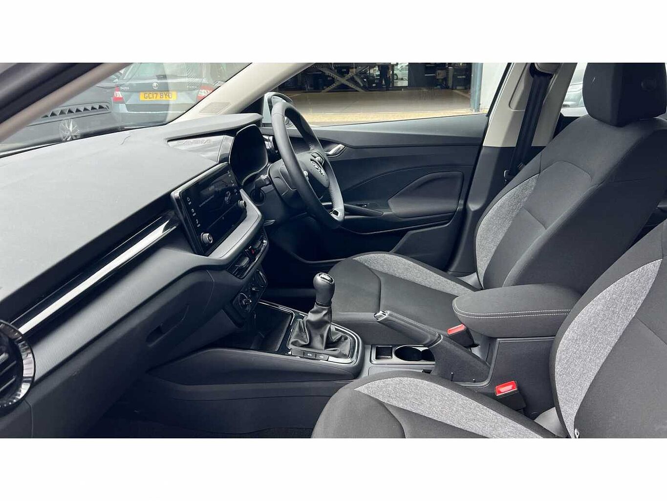 SKODA Fabia 1.0 TSI (95ps) SE Comfort 5-Dr Hatchback