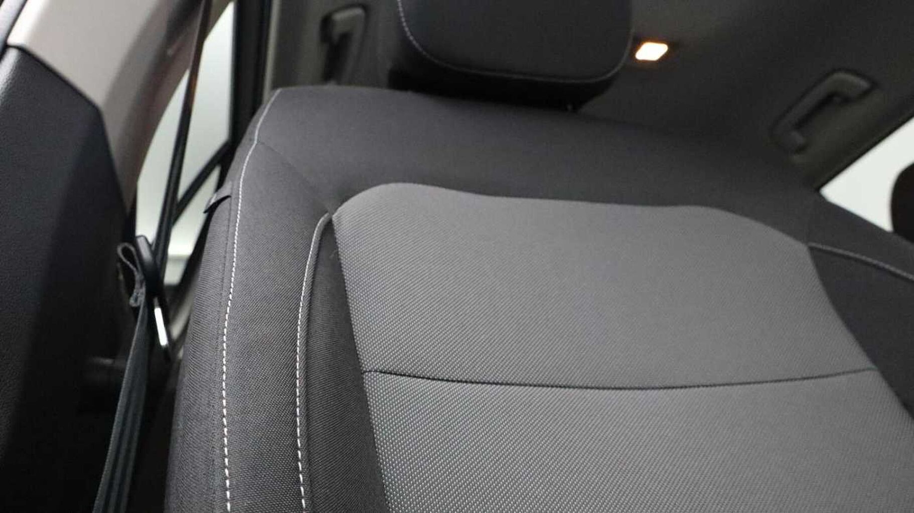 SKODA Fabia 1.0 MPI Colour Ed Hatch 5dr Petrol Man Euro 6 (80 ps)