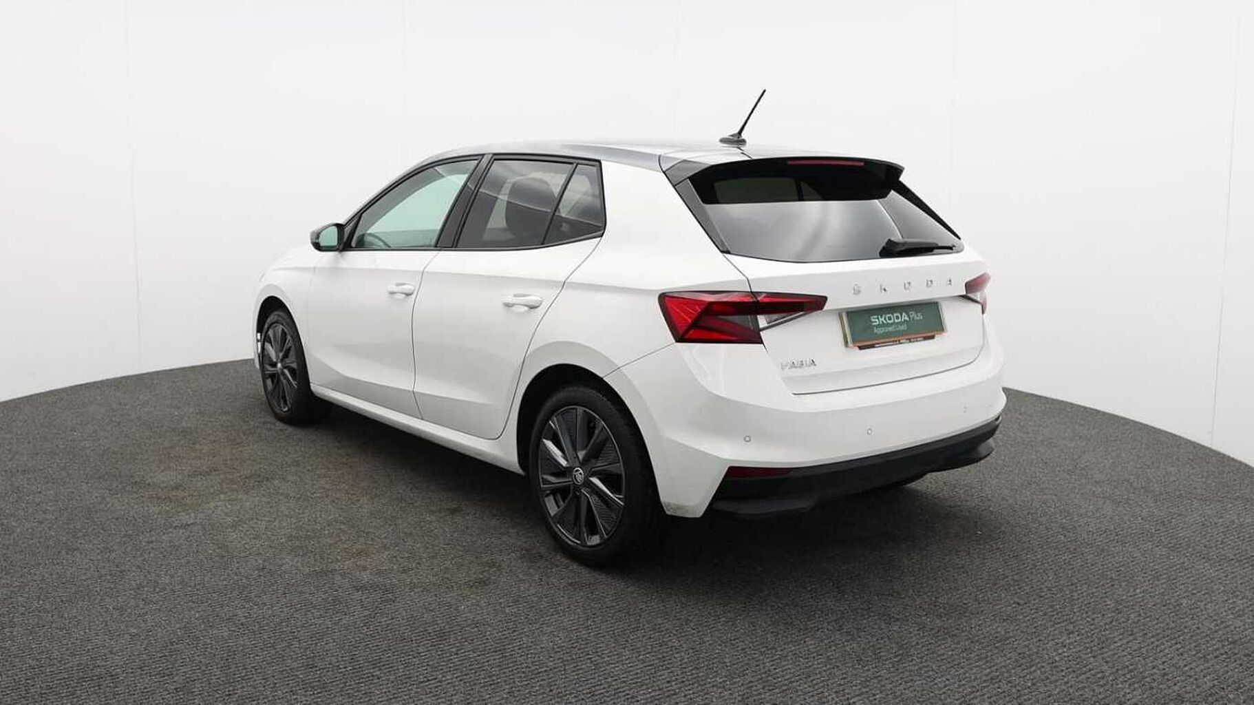 SKODA Fabia 1.0 MPI Colour Ed Hatch 5dr Petrol Man Euro 6 (80 ps)