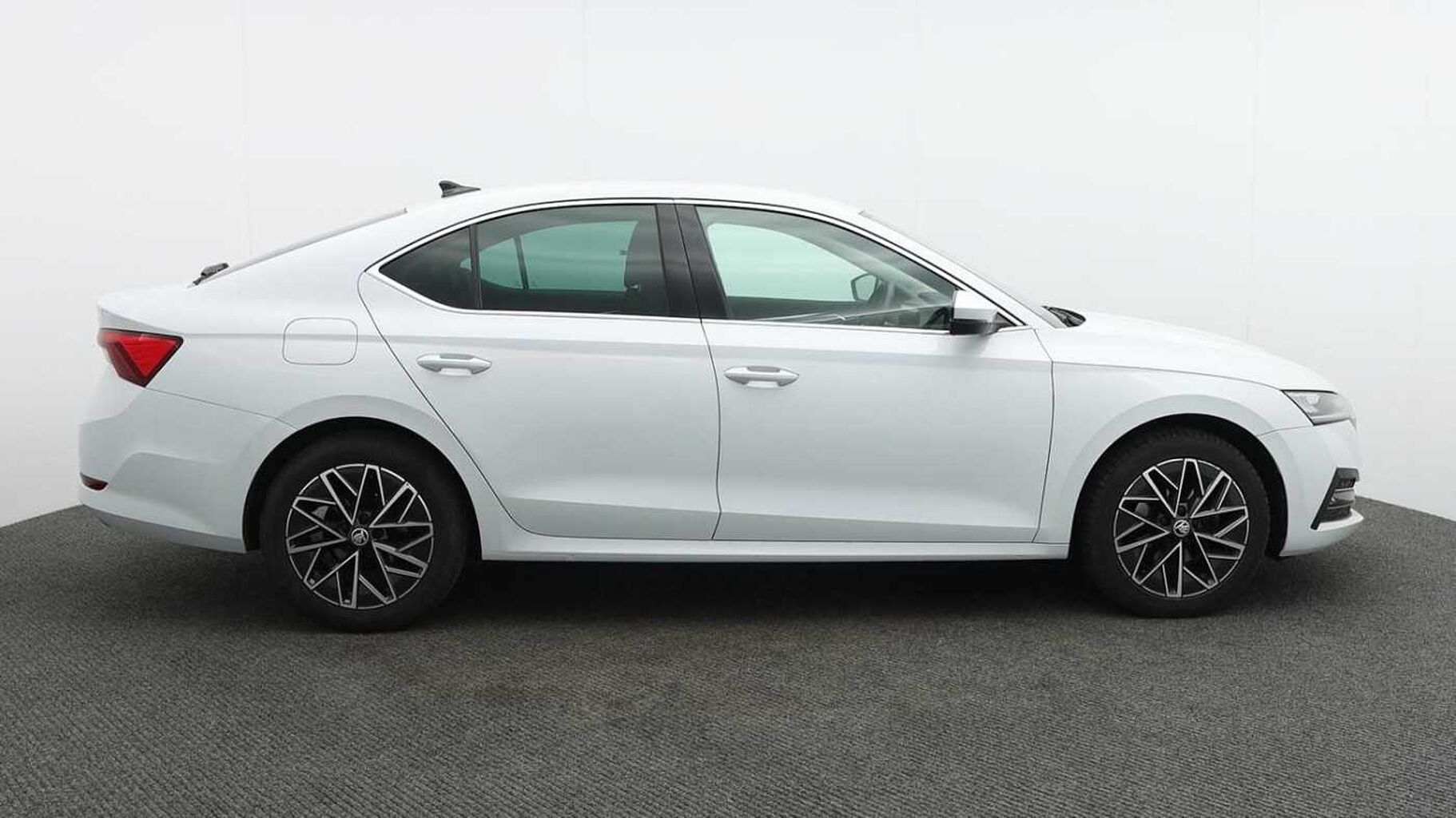 SKODA Octavia 1.5 TSI ACT SE L Hatchback 5dr Petrol Manual Euro 6 (s/s) (150 ps)