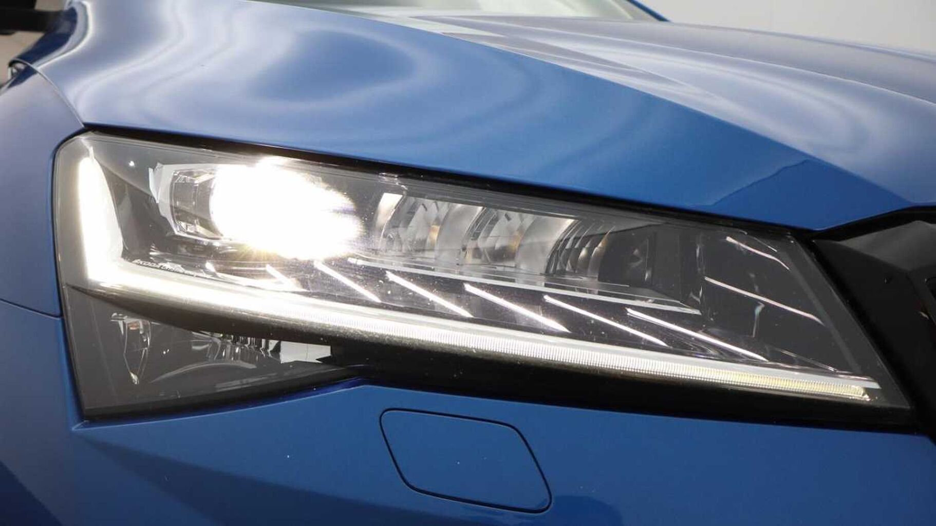 SKODA Superb 1.4 TSI iV 13kWh SportLine Plus Estate 5dr Petrol Plug-in Hybrid DSG Euro 6 (s/s