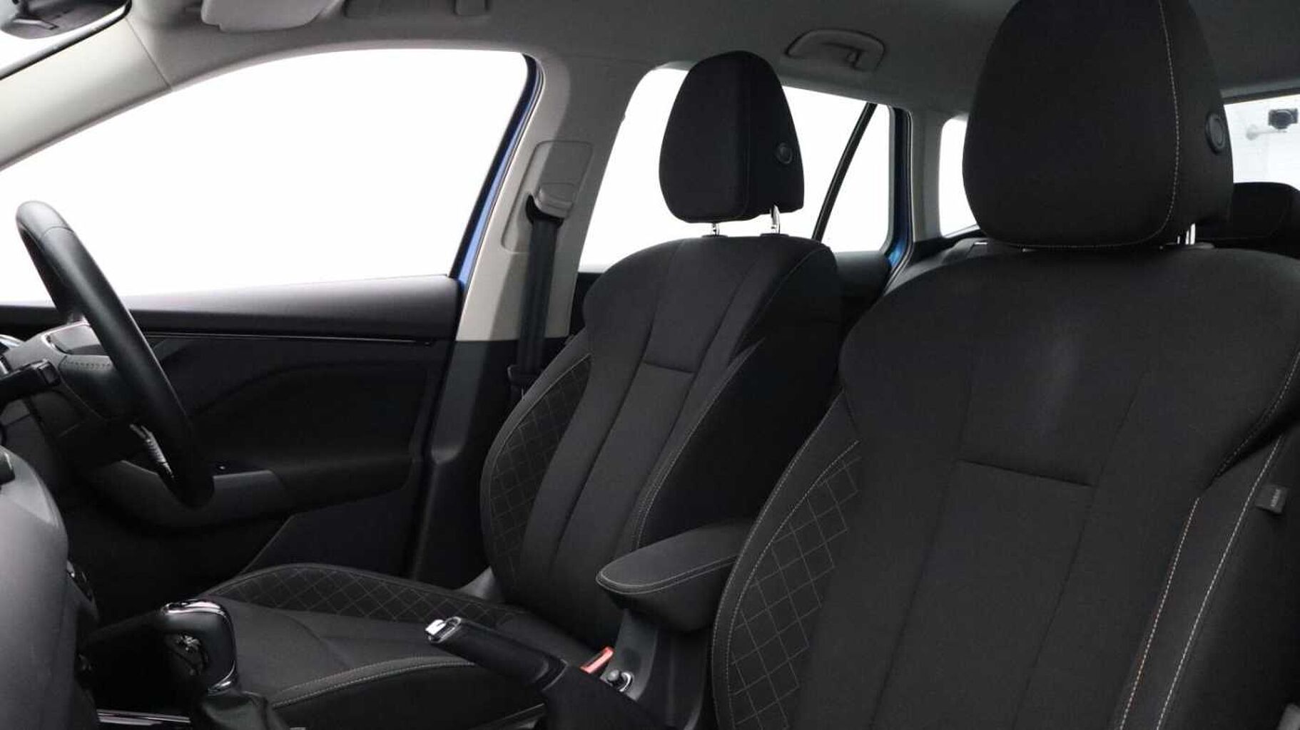 SKODA Kamiq 1.0 TSI SE SUV 5dr Petrol DSG Euro 6 (s/s) (110 ps)