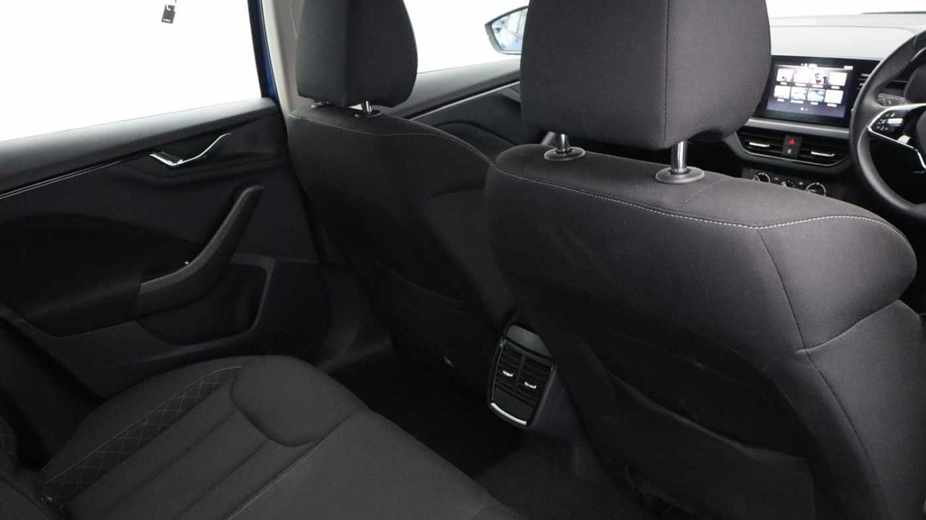 SKODA Kamiq 1.0 TSI SE SUV 5dr Petrol DSG Euro 6 (s/s) (110 ps)