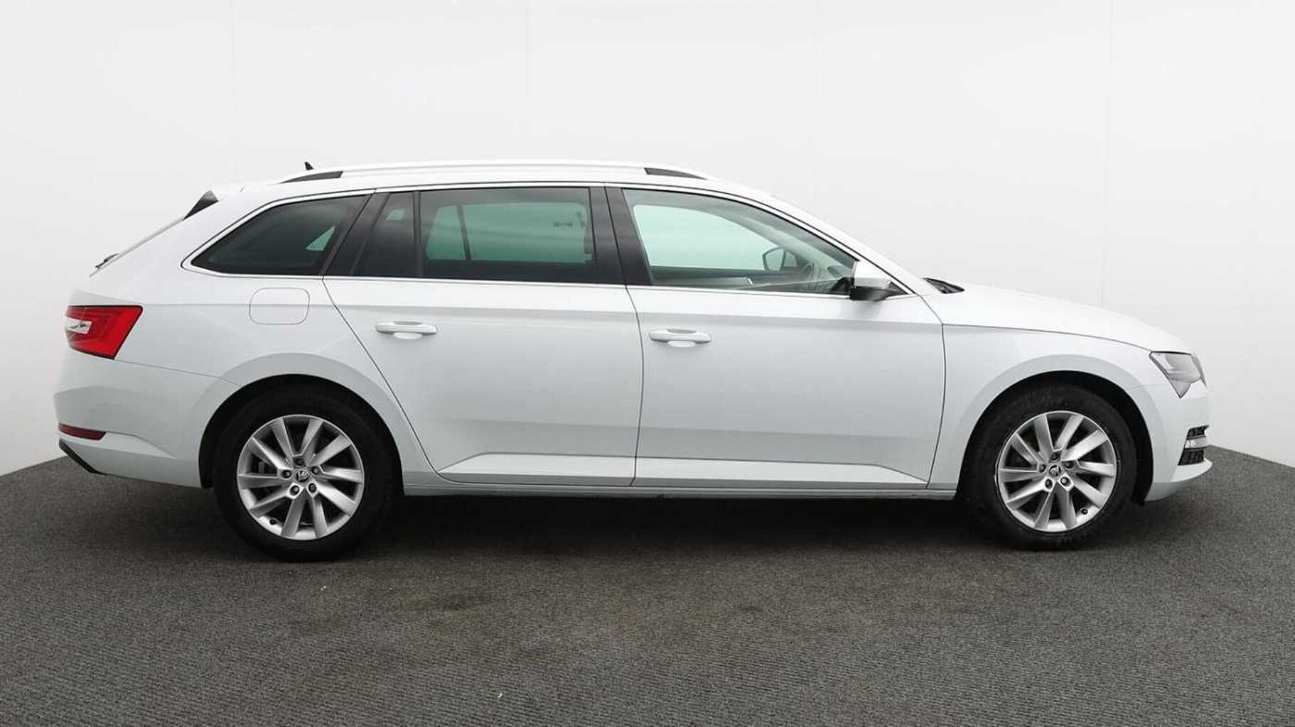 SKODA Superb 1.5 TSI ACT SE Technology Estate 5dr Petrol DSG Euro 6 (s/s) (150 ps)