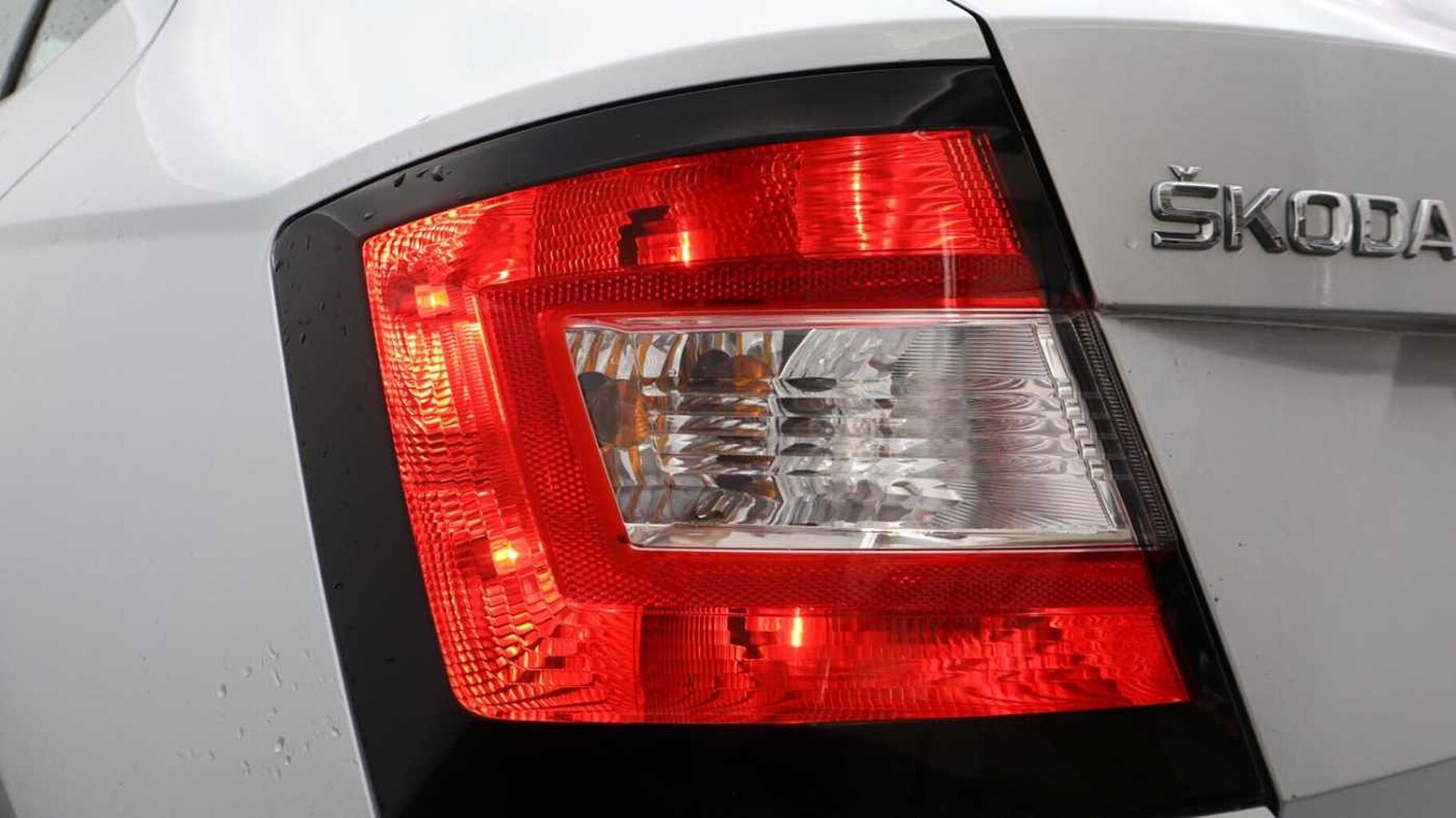 SKODA Fabia 1.0 TSI SE Hatchback 5dr Petrol DSG Euro 6 (s/s) (110 ps)