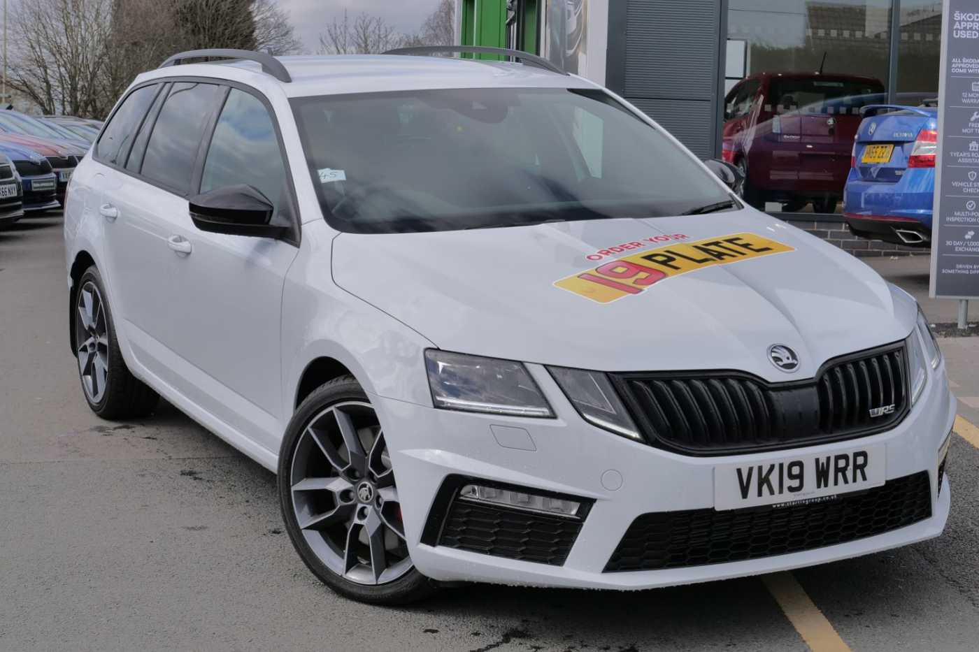 Find A Used White ŠKODA Octavia vRS Estate 2.0 TSI vRS 245ps DSG in ...