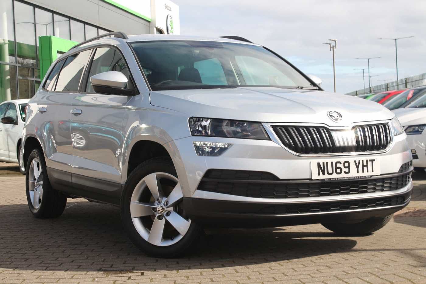 Find A Used Silver ŠKODA Karoq 1.0 TSI (115ps) SE SUV in Milton Keynes ...