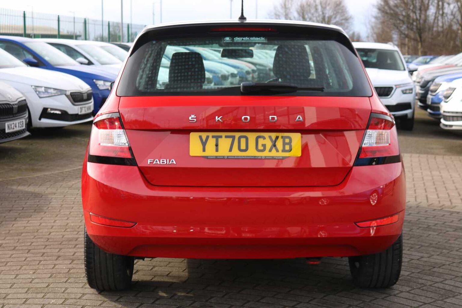 SKODA Fabia 1.0 MPI (60ps) Colour Edition 5-Dr Hatchback