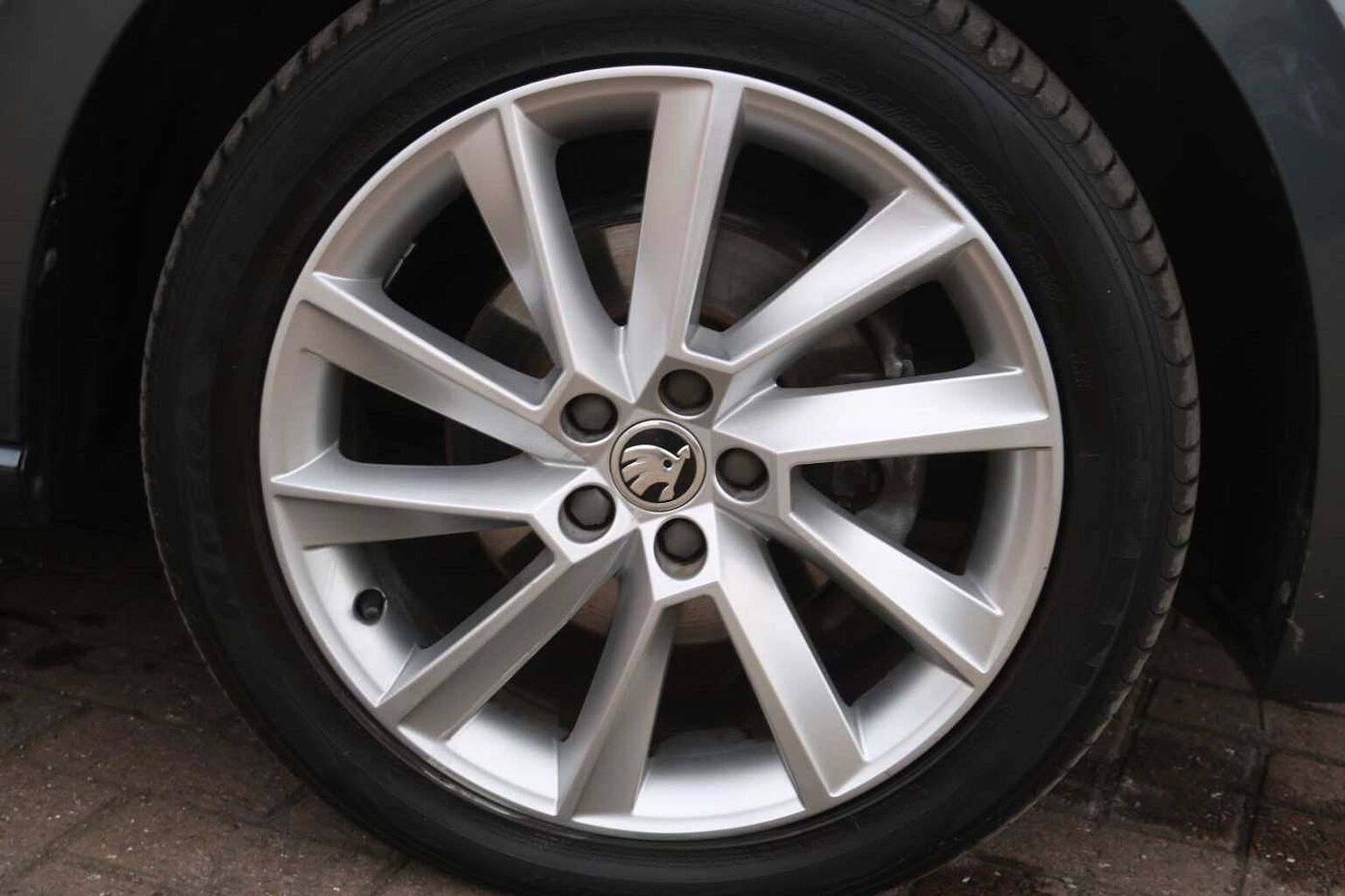 SKODA Scala 5-Dr 1.5 TSI (150ps) SE L DSG