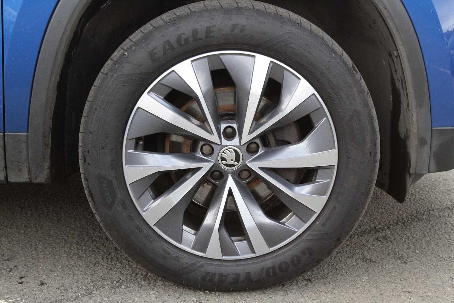 SKODA Kodiaq 1.5 TSI SE Drive (7 seats) 150PS