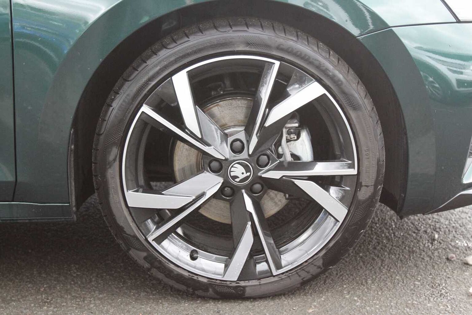SKODA Octavia Estate 1.5 TSI e-TEC (150ps) SportLine ACT DSG