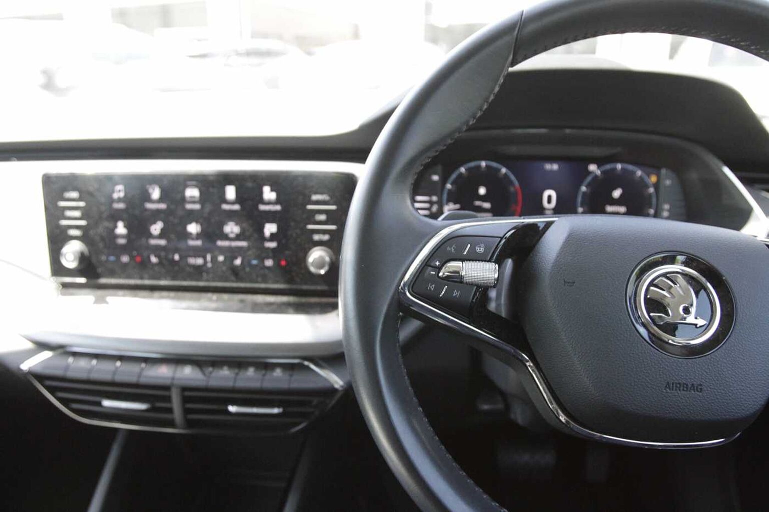 SKODA Octavia Hatchback 1.0 TSI e-TEC SE First Ed DSG