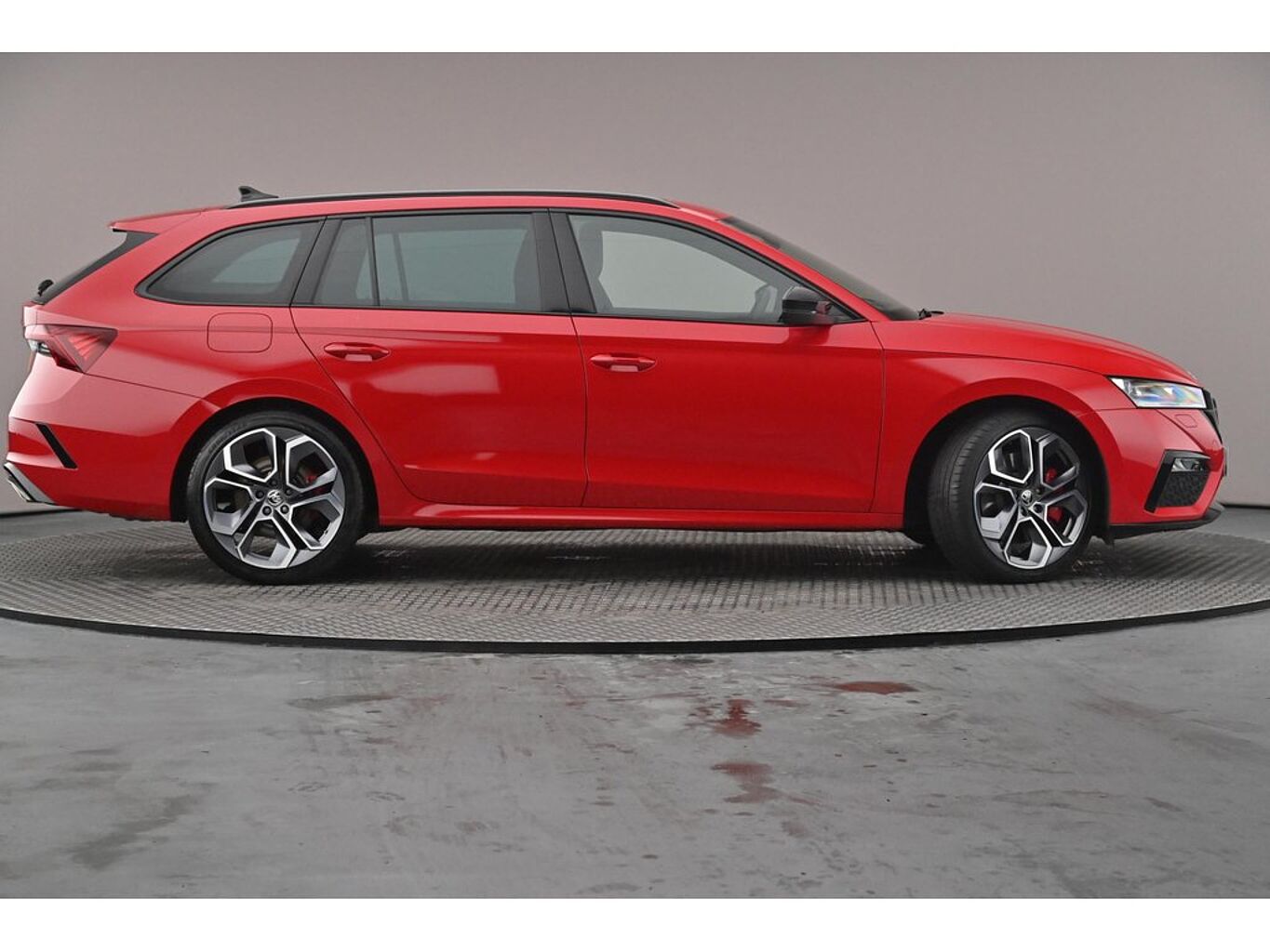 SKODA Octavia 2.0 TSI vRS (245PS) DSG 5-Dr Estate