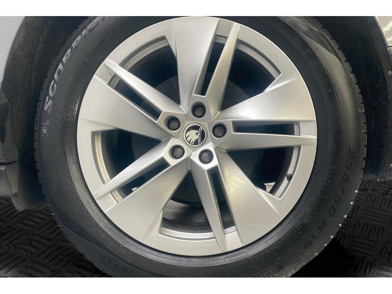 SKODA Enyaq iV 85 Edition 82 kWh 286 PS Single speed