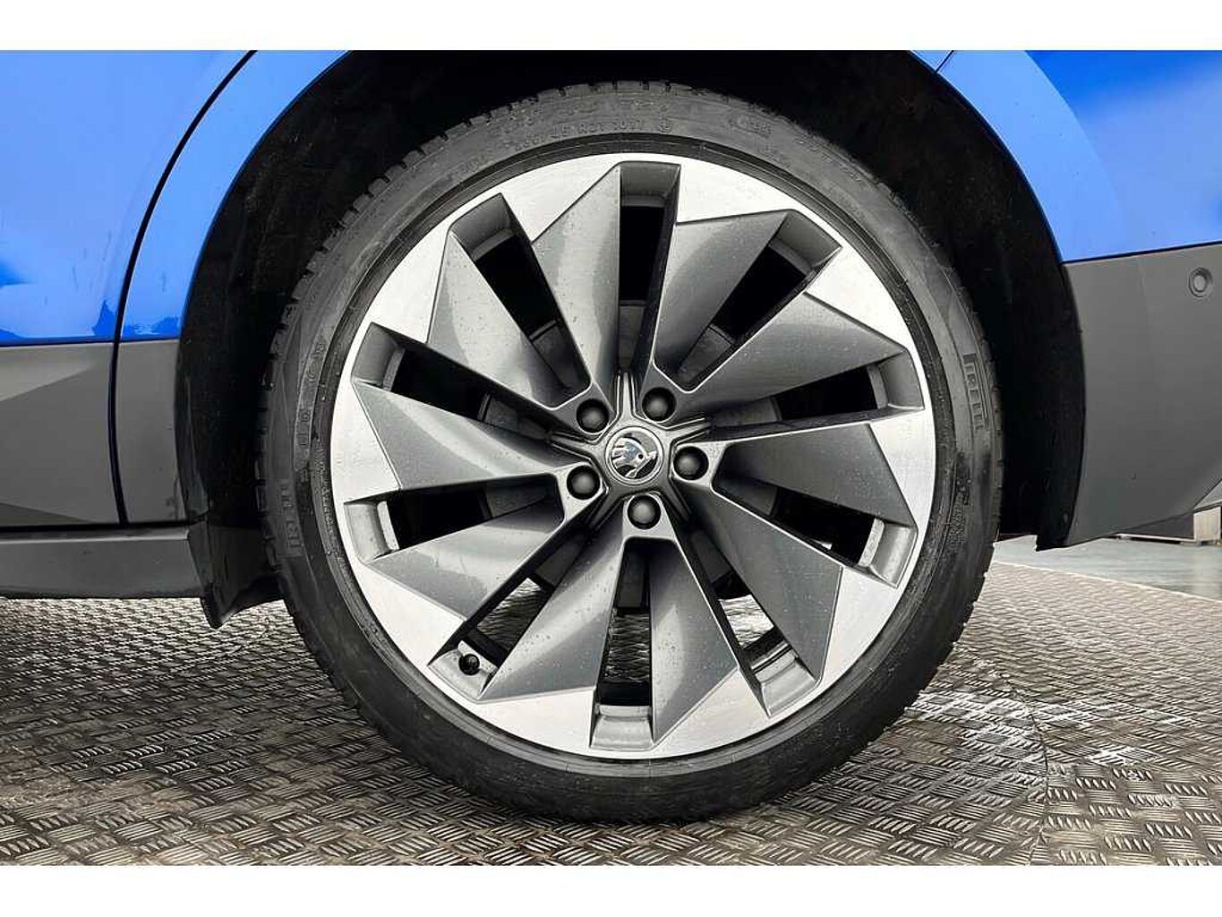 SKODA Enyaq iV 60 Lounge 62 kWh 179 PS Single speed