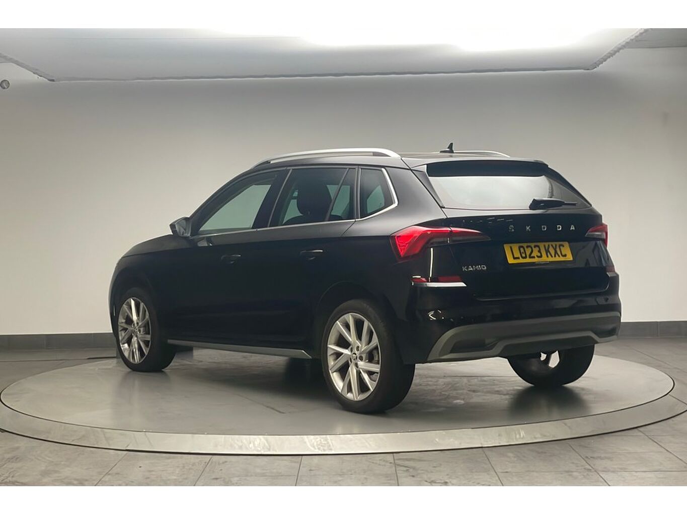 SKODA Kamiq SE L Executive 1.0 TSI 110 PS DSG
