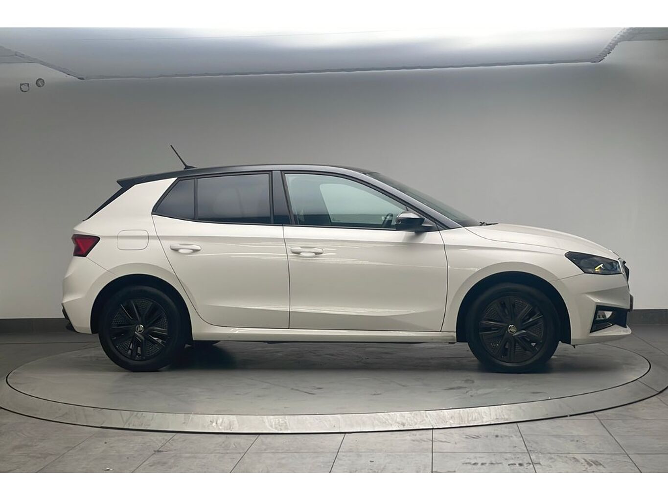 SKODA Fabia Hatch Colour Edition 1.0 TSI 116 PS DSG