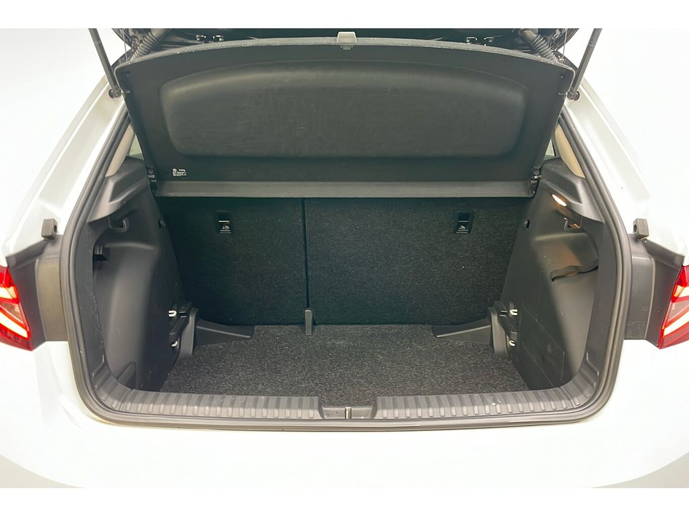 SKODA Fabia Hatch Colour Edition 1.0 TSI 116 PS DSG
