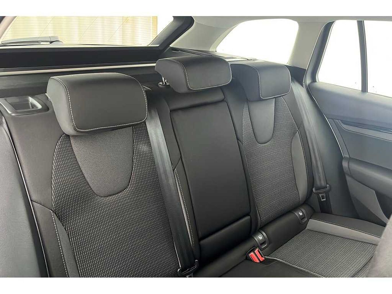 SKODA Octavia Estate SE 1.5 TSI 150 PS 6G Man