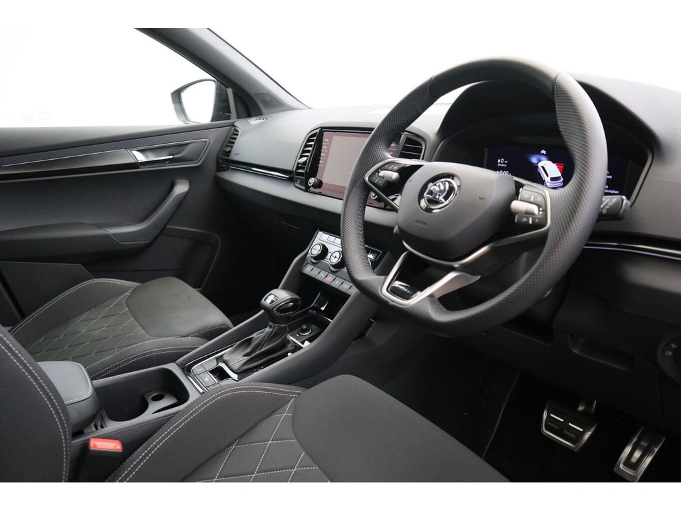 SKODA Karoq SportLine 2.0 TDI 150 PS 4x4 DSG
