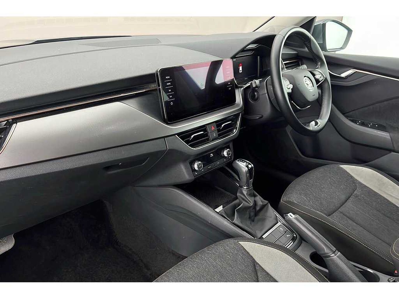 SKODA Kamiq SE L Executive 1.0 TSI 110 PS DSG