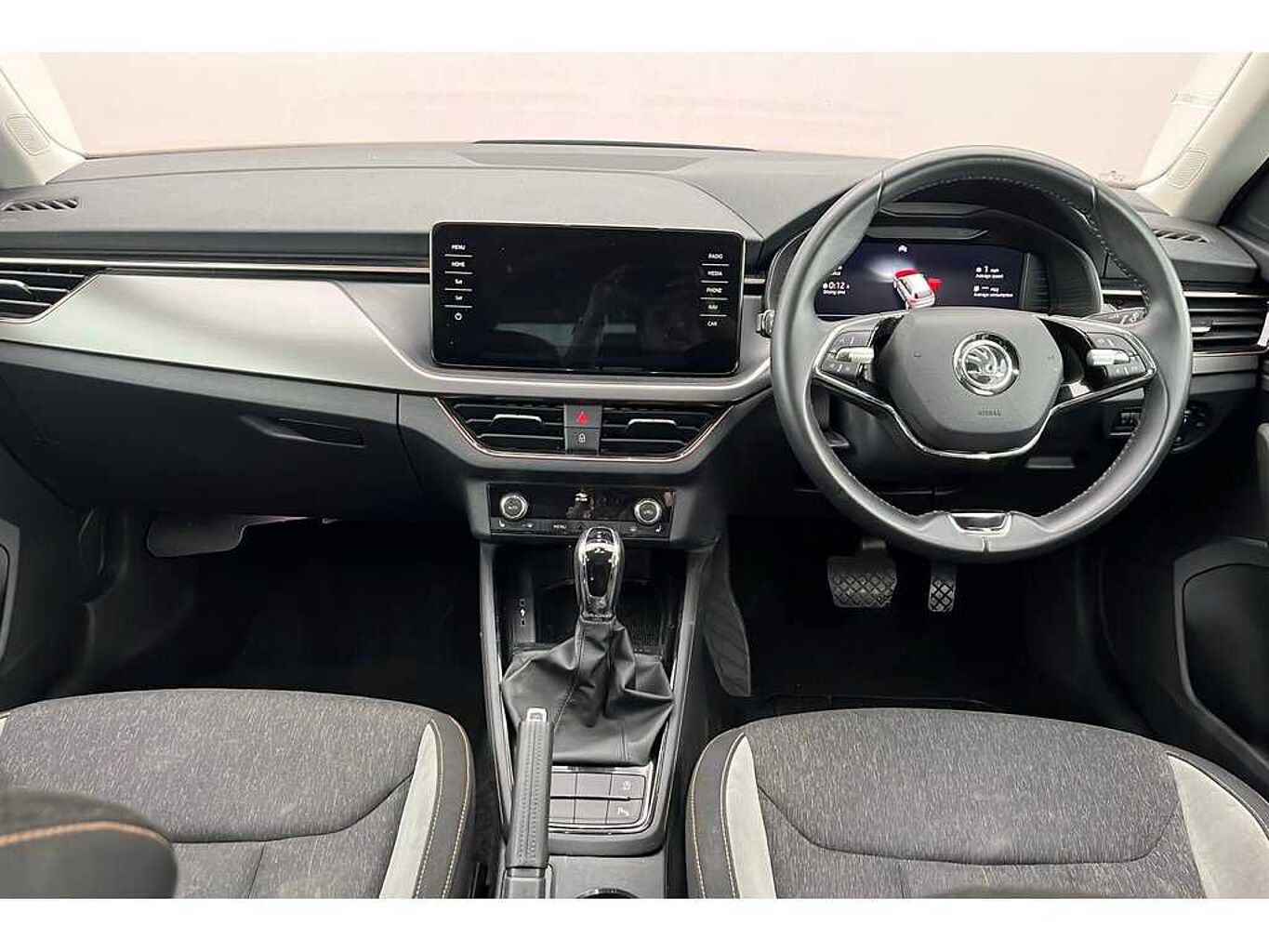 SKODA Kamiq SE L Executive 1.0 TSI 110 PS DSG